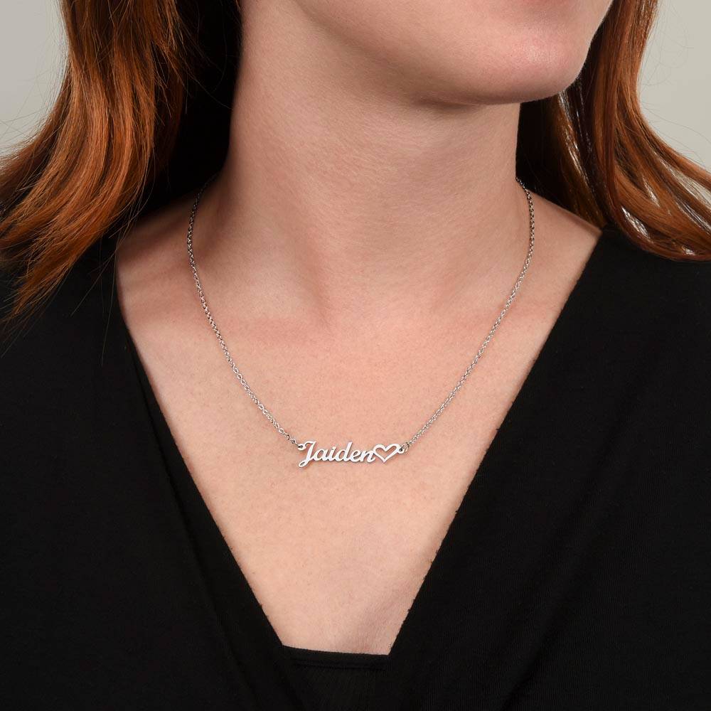 To My Girlfriend Your Smile Makes My Troubles Go Away - Custom Heart Name Necklace - ZILORRA